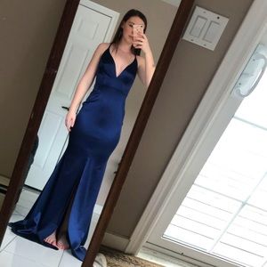 Beautiful navy prom/event dress